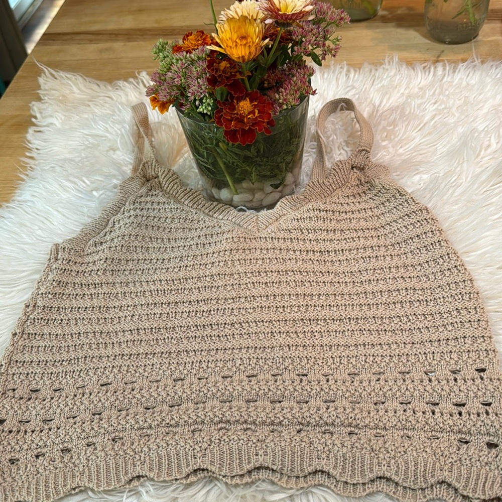 Dex crochet knitted top